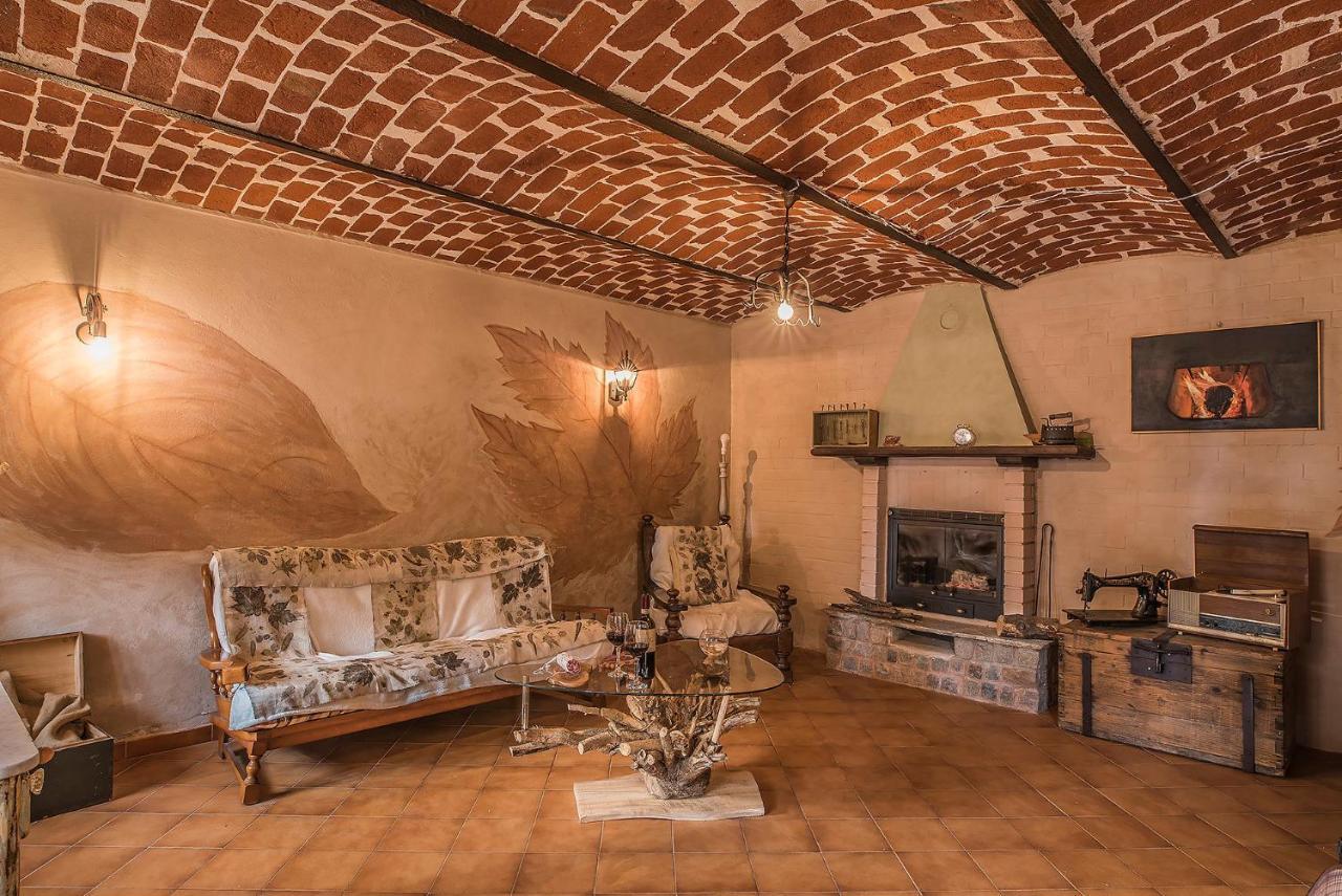 Casa Delle Foglie Sussurranti Villa Asti Ngoại thất bức ảnh
