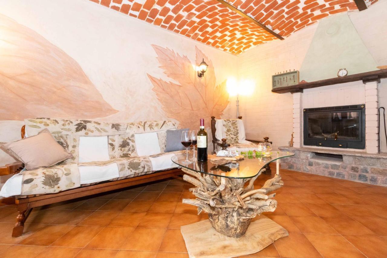 Casa Delle Foglie Sussurranti Villa Asti Ngoại thất bức ảnh