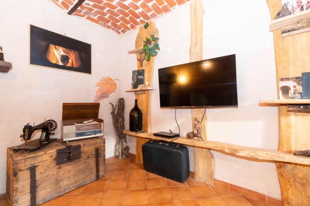 Casa Delle Foglie Sussurranti Villa Asti Ngoại thất bức ảnh
