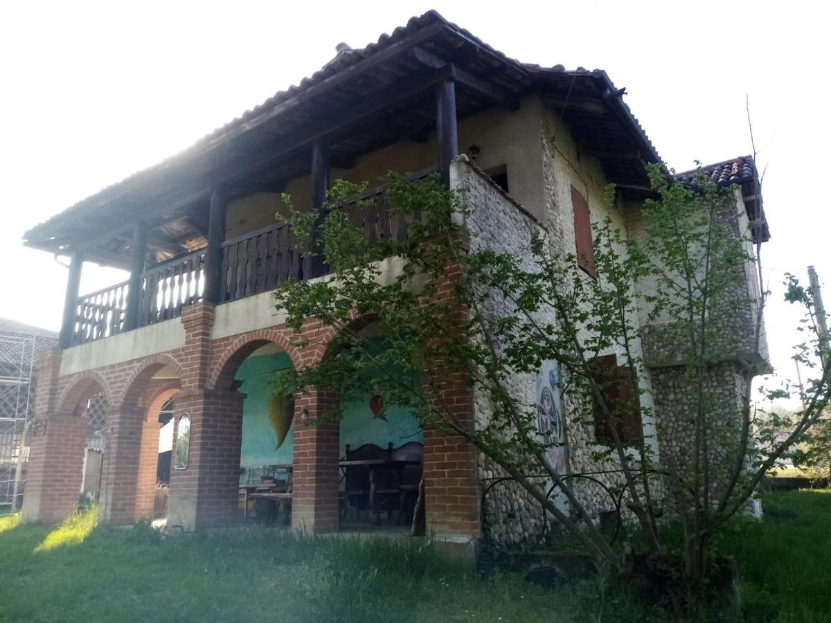 Casa Delle Foglie Sussurranti Villa Asti Ngoại thất bức ảnh